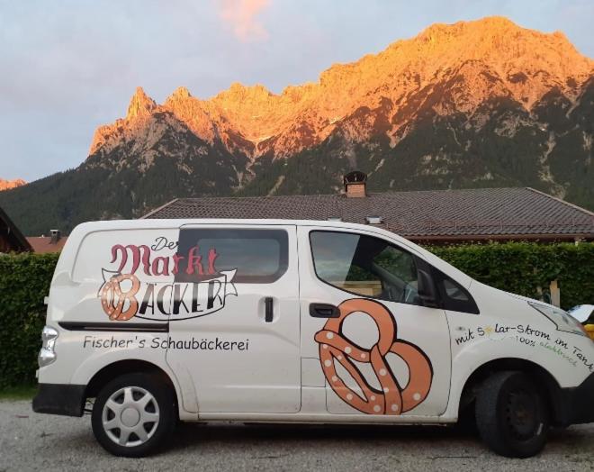 Baeckeralm - B&B 16 + Mittenwald Bagian luar foto